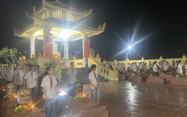 Ứng Hòa tổ chức Lễ thắp nến tri ân nhân kỷ niệm 78 năm ngày Thương binh - Liệt sĩ (27/7/1947-27/7/2025).