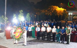 Xã Quốc Oai tổ chức dâng hương, thắp nến tri ân các Anh hùng liệt sĩ nhân kỷ niệm 78 năm ngày Thương binh liệt sỹ (27/7/1947 – 27/7/2025)