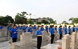 Phú Cát trang trọng tổ chức Lễ thắp nến tri ân các Anh hùng liệt sĩ nhân kỷ niệm 78 năm Ngày Thương binh – Liệt sĩ