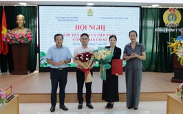 Bàn giao Công đoàn cơ sở về trực thuộc Công đoàn Y tế Việt Nam quản lý