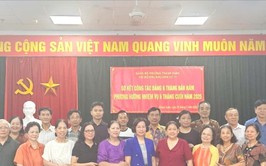 Bí thư Đảng ủy phường Thanh Xuân Bùi Huyền Mai dự sinh hoạt chi bộ khu dân cư