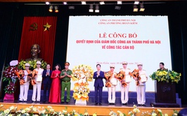 Công an phường Hoàn Kiếm công bố quyết định của Giám đốc Công an TP Hà Nội về công tác cán bộ