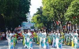 Tuyên truyền nhân rộng gương người tốt, việc tốt, hành vi ứng xử đẹp của người dân Thủ đô