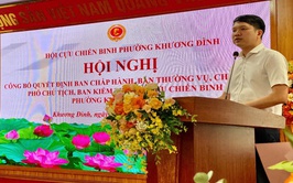 Hội nghị công bố và trao các Quyết định thuộc Hội Cựu chiến binh phường Khương Đình