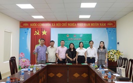 Các hội đoàn thể phường Tây Hồ, Phú Thượng ký kết hợp đồng ủy thác với Ngân hàng chính sách xã hội Tây Hồ