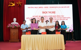 Thường trực HĐND – UBND – UB MTTQ xã Chuyên Mỹ ký kết hoạt động phối hợp công tác giai đoạn 2025-2030