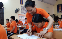 Người phụ nữ hơn một thập kỷ dành trọn yêu thương cho trẻ em khuyết tật