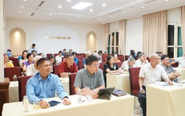 BÍ THƯ ĐẢNG ỦY PHƯỜNG CỬA NAM DỰ SINH HOẠT CHI BỘ TẠI TỔ DÂN PHỐ: TRỰC TIẾP LẮNG NGHE Ý KIẾN CỦA CÁN BỘ, ĐẢNG VIÊN