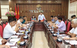Hội nghị giao ban giữa lãnh đạo UBND, lãnh đạo các cơ quan, đơn vị xã với các ông bà Trưởng thôn, Trưởng Tiểu khu trên địa bàn xã