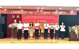 Phường Hai Bà Trưng: Tổ chức Hội nghị công các Quyết định về tổ chức bộ máy và công tác cán bộ phường.
