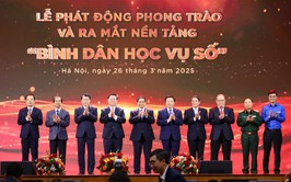 Khai phóng tri thức từ “bình dân học vụ số”
