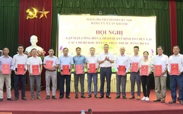 Đảng ủy xã An Khánh gặp mặt, công bố và trao Quyết định tiếp nhận các chi bộ khu dân cư trực thuộc Đảng bộ xã