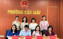 UBND phường Cầu Giấy làm việc với Ngân hàng Chính sách Xã hội Thành phố về thực hiện nhiệm vụ trên địa bàn phường 6 tháng cuối năm 2025