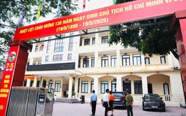 Đoàn giám sát HĐND phường Từ Liêm khảo sát thực trạng trụ sở các Ủy ban nhân dân phường cũ; nhà văn hóa nhằm thực hành tiết kiệm, chống lãng phí