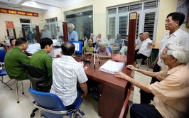 Hòa Xá triển khai cao điểm cấp đổi Thẻ đảng viên gắn chip điện tử