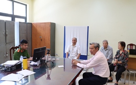 Xã Phú Xuyên phấn đấu hoàn thành chỉ tiêu cấp đổi thẻ đảng viên trước ngày 15/8/2025