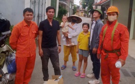 Tổ dân phố 16Y thực hiện thay mới hệ thống đèn chiếu sáng, chào mừng Đại hội Đảng bộ phường Yên Nghĩa lần thứ I