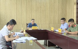 Đồng chí Hồ Trung Nghĩa - Phó Bí thư Đảng ủy, Chủ tịch UBND xã An Khánh tiếp công dân định kỳ tháng 8 năm 2025
