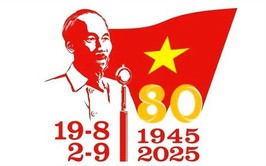 Triển lãm tranh cổ động tấm lớn kỷ niệm 80 năm cách mạng tháng Tám và Quốc khánh 2/9