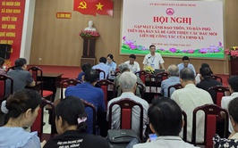 Hội nghị gặp mặt lãnh đạo thôn, tổ dân phố trên địa bàn xã để giới thiệu các đầu mối liên hệ công tác của UBND xã.