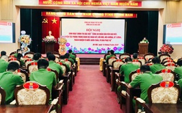 Can bộ, chiến sỹ Công an xã Hoài Đức dự sinh hoạt chính trị đặc biệt “Công an nhân dân rèn đạo đức, luyện tác phong trọng danh dự: Đoàn kết, đổi mới, nêu gương, kỷ cương, trach nhiệm vì nước quên thân, vì dân phục vụ”
