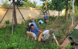 Cán bộ và nhân dân xã Đại Thanh ra quân tổng VSMT vào chiều thứ Sáu và sáng thứ Bảy hàng tuần