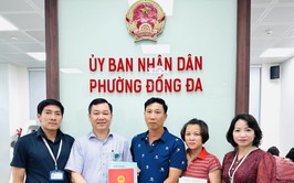 Phường Đống Đa trao giấy phép xây dựng đầu tiên sau khi vận hành mô hình chính quyền mới