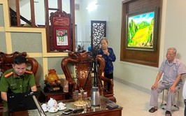 TINH THẦN TẬN TỤY, TRÁCH NHIỆM CỦA CÔNG AN XÃ YÊN LÃNG TRONG THỰC HIỆN NHIỆM VỤ ĐỔI THẺ ĐẢNG VIÊN.