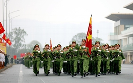 80 NĂM CÔNG AN NHÂN DÂN VIỆT NAM CÙNG TOÀN DÂN TRONG SỰ NGHIỆP XÂY DỰNG VÀ BẢO VỆ TỔ QUỐC