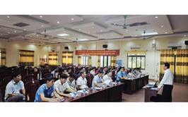 Phòng giao dịch Ngân hàng Chính sách xã hội Ba Vì tổ chức hội nghị tập huấn công tác ủy thác cho vay giữa Ngân hàng Chính sách xã hội và các tổ chức chính trị - xã hội