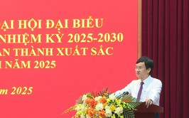 Xã Phúc Thọ tổng kết công tác tổ chức Đại hội đại biểu Đảng bộ xã lần thứ I, nhiệm kỳ 2025-2030; phát động phong trào thi đua 5 tháng cuối năm 2025