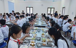 Thông báo về việc tiếp nhận hồ sơ đối với các cơ sở có nhu cầu cung cấp  thực phẩm, nguyên liệu thực phẩm, cung cấp suất ăn sẵn phục vụ bữa ăn  bán trú 
