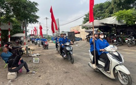 Nét đẹp áo xanh lan tỏa “Ngày cuối tuần xanh” khắp Thủ đô