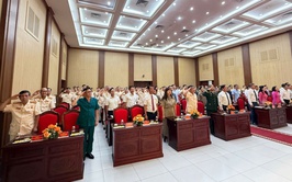 Phường Hồng Hà trang trọng tổ chức Lễ kỷ niệm 80 năm Ngày truyền thống CAND Việt Nam và 20 năm Ngày hội toàn dân bảo vệ ANTQ