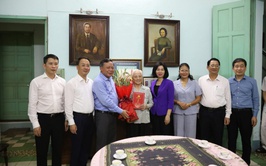 LÃNH ĐẠO THÀNH PHỐ HÀ NỘI, LÃNH ĐẠO PHƯỜNG CỬA NAM THĂM HỎI TẶNG QUÀ CÁN BỘ LÃO THÀNH CÁCH MẠNG, CÁN BỘ TIỀN KHỞI NGHĨA NHÂN KỶ NIỆM 80 NĂM QUỐC KHÁNH NƯỚC CỘNG HOÀ XÃ HỘI CHỦ NGHĨA VIỆT NAM (02/9/1945 - 02/9/2025)