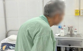 Phẫu thuật đặc biệt cho bệnh nhân ung thư dạ dày bị gù vẹo cột sống nặng
