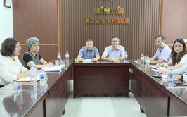 Các đồng chí lãnh đạo xã An Khánh dự hội nghị trực tuyến triển khai một số nội dung phục vụ các hoạt động kỷ niệm và Lễ kỷ niệm, diễu binh, diễu hành 80 năm Cách mạng tháng Tám thành công và Quốc khánh 2-9