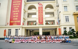 Phường Long Biên tham gia hội thi thiếu nhi Thủ đô thi tuyên truyền sách, múa hát về “Việt Nam quê hương em”.