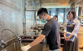 CDC Hà Nội: Chủ động, quyết liệt, đồng bộ để bảo vệ sức khỏe nhân dân dịp Lễ Kỷ niệm A80