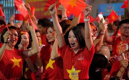 Tặng 100.000 đồng/người cho toàn dân ăn Tết Độc lập