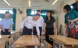 Taseco tài trợ 1.000 bộ bàn ghế cho học sinh xã Nội Bài