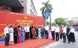 Phường Yên Hoà gắn biển tên phố mới mang tên danh nhân Học Phi
