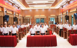 Quốc Oai trang trọng tổ chức Lễ chào cờ đầu tuần tháng 8/2025