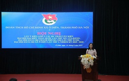 Đoàn xã Ô Diên: Phát huy vai trò xung kích, đẩy mạnh hỗ trợ chuyển đổi số trong giải quyết các thủ tục hành chính cho người dân.