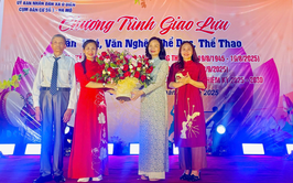 Cụm dân cư số 1 Hạ Mỗ tưng bừng các hoạt động giao lưu văn hóa, văn nghệ, thể dục thể thao và khuyến học khuyến tài