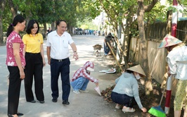 Chuyên Mỹ: Tổ chức lễ phát động phong trào tổng vệ sinh môi trường và thi đua 