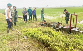 Xã Hòa Phú đã ban hành văn bản về việc chủ động ứng phó với mưa dông, mưa lớn, lốc, sét, nguy cơ lũ, ngập lụt; lũ quét, sạt lở đất trên địa bàn xã 