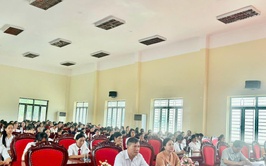 Đảng ủy xã Hòa Phú tổ chức lớp bồi dưỡng chính trị Hè năm 2025 cho 12 trường mầm non, Tiểu học trên địa bàn xã