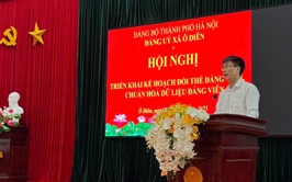 Xã Ô Diên triển khai đổi thẻ đảng viên và chuẩn hóa dữ liệu đảng viên