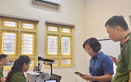 Phường Thanh Xuân tích cực triển khai đổi thẻ đảng viên theo chỉ đạo của Ban Tổ chức Thành ủy